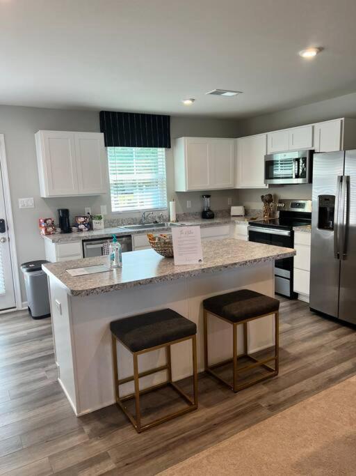 Family Friendly 4Br Home Near Ft Gregg Adams Vsu Petersburg Extérieur photo